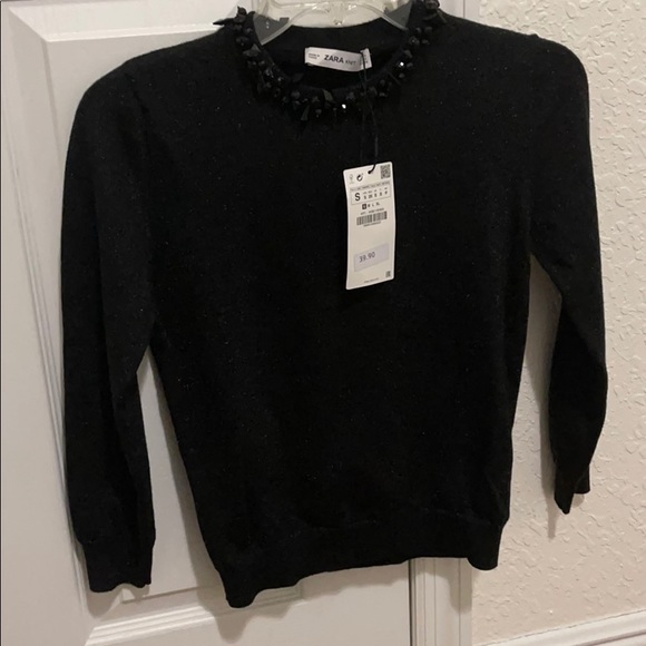 Zara Knit - Picture 2 of 3